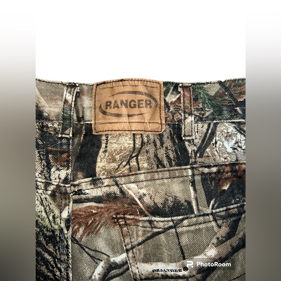 Vintage Camo Jeans - Picture 3 of 5